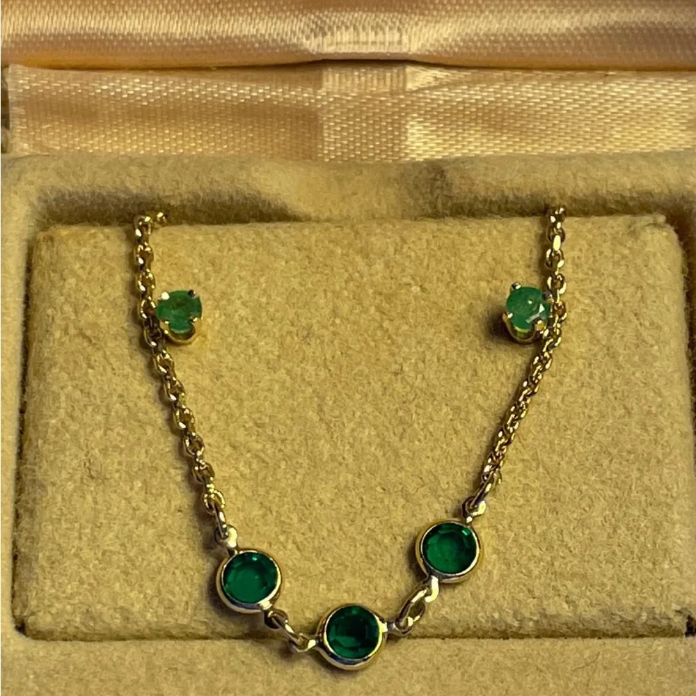 Vintage 1950’s JEWELMONT Green Emerald Bracelet & Earring Set - Picture 4 of 4
